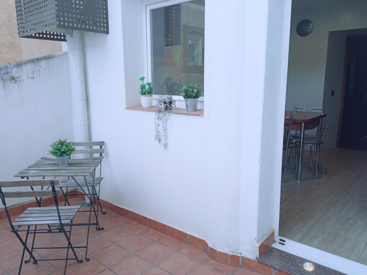 Apartamento La Almena 1 Junto A Plaza Mayor,2 Habitaciones, Parking Gratuito Caces Exterior foto